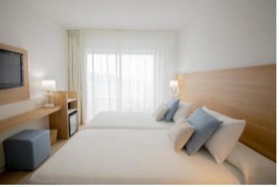 1 double room with double bed
